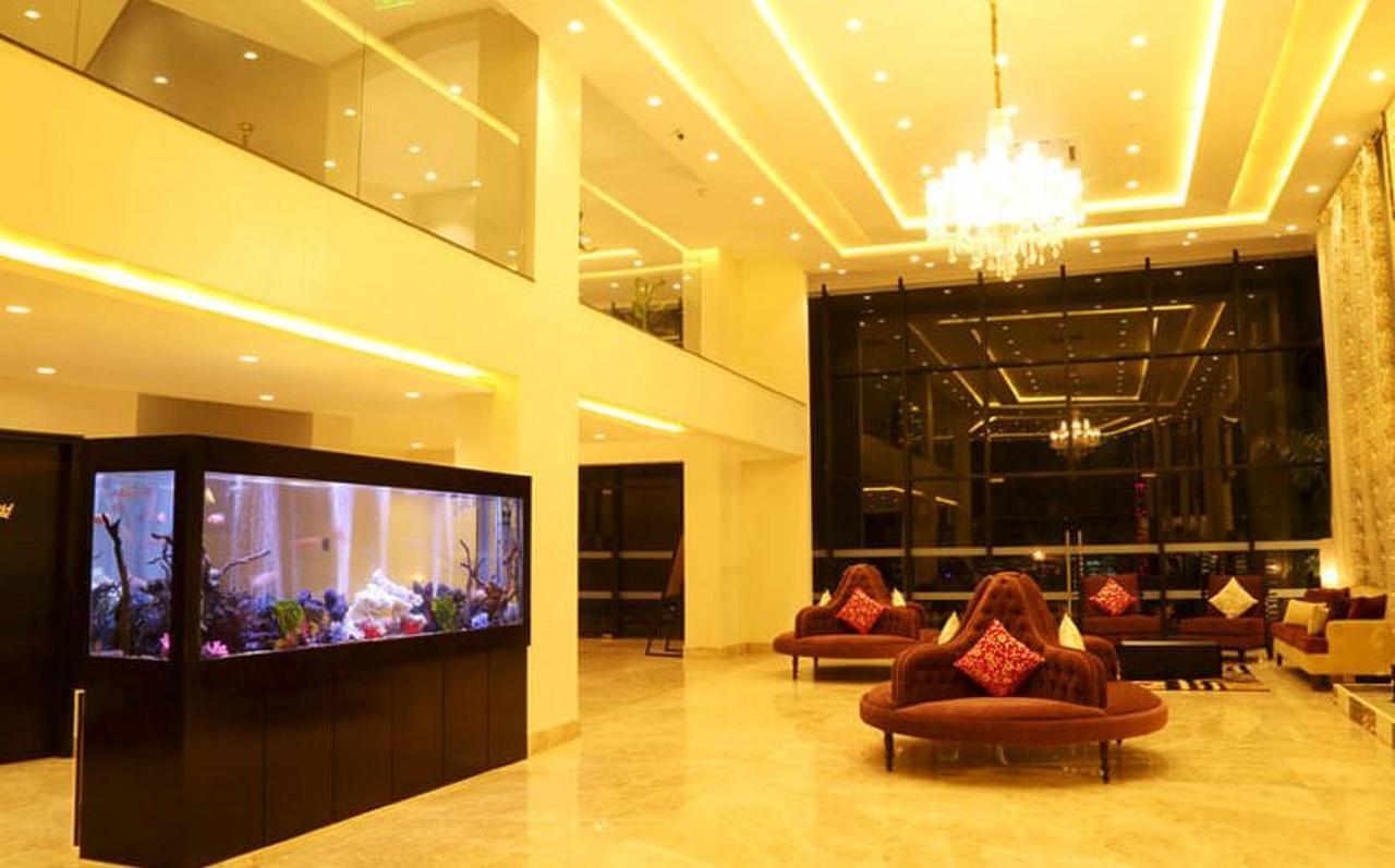 Готель The Flora Grand, Vasco, Goa Васко-Да-Ґама Екстер'єр фото
