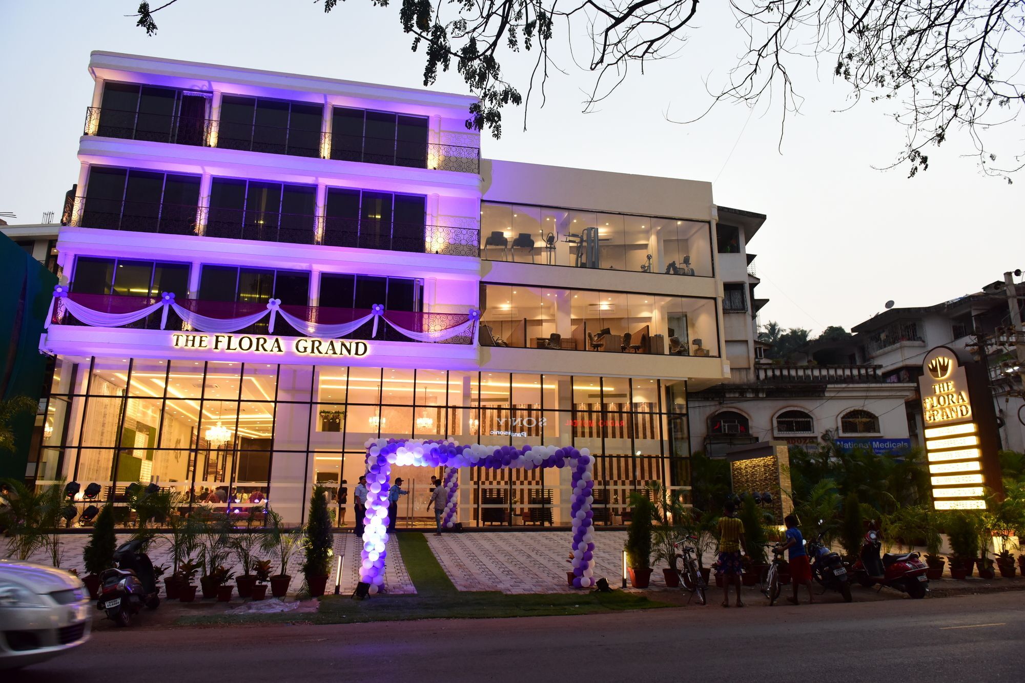 Готель The Flora Grand, Vasco, Goa Васко-Да-Ґама Екстер'єр фото